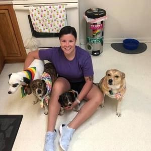 Meet your Posher, Daphne